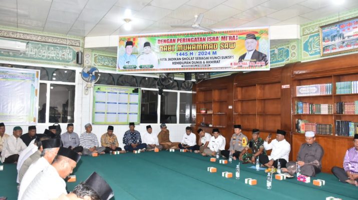 Kasat Pol Pp Kampar Arizon Se Hadiri Isra Miraj H M Yang