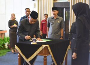 Perdana, Pj Bupati Kampar Lantik Pejabat Fungsional dilingkungan Pemda Kampar