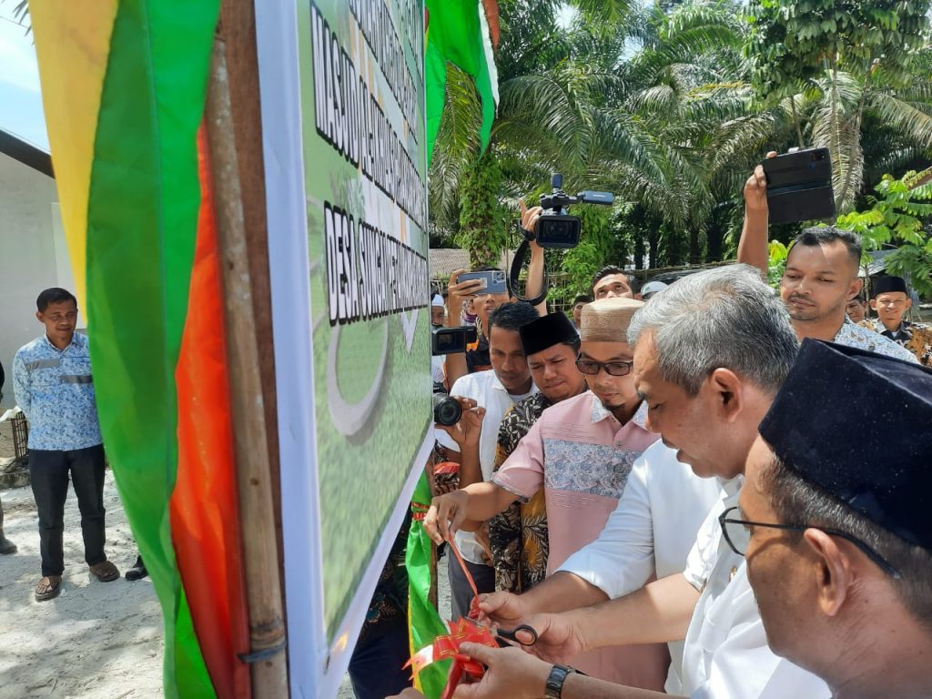 Hadiri Halal Bihalal dengan masyrakat Serantau Kampar Kiri, Kamsol ;  Mohon Dukungan Tokoh Masyrakat dan Ninik Mamak Wujudkan Kampar yang Maju.