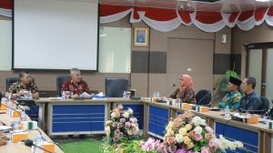 Panggil Camat Se Kabupaten Kampar, Dr. H. Kamsol ; Inventarisir Permaslahan, Bicarakan, Libatkan Tokoh Masyrakat, Forkopim Daerah dan Kecamatan untuk Cari Solusi