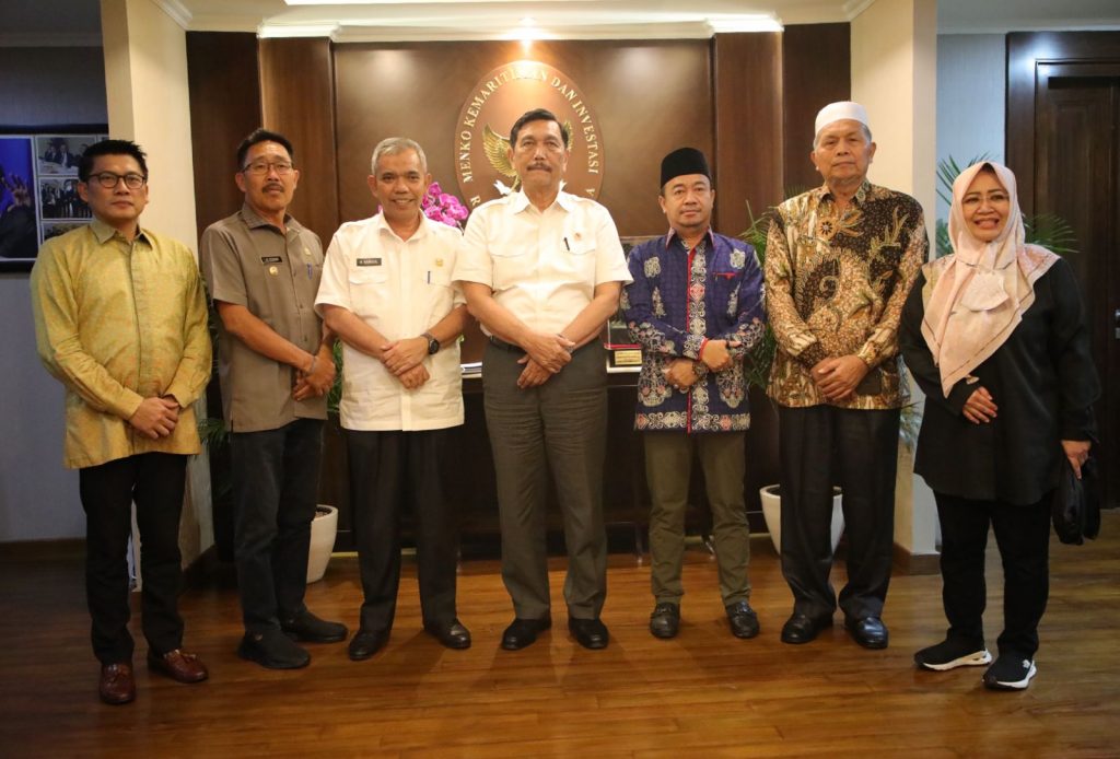 Pj Bupati Kampar Bersama pengurus AKAPSI RI Di terima Langsung Menko Marves Luhut Binsar Panjaitan