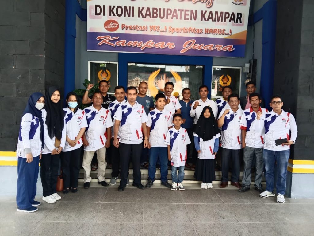 Kampar Kirim 2 Master dan 3 Atlit Junior ke Kejurprov Catur Rohul