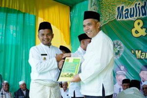 Pj Bupati Kampar Hadiri Maulid Nabi Muhammad SAW Sekaligus Haul Syekh Yusuf Zahidi El-Chalidi