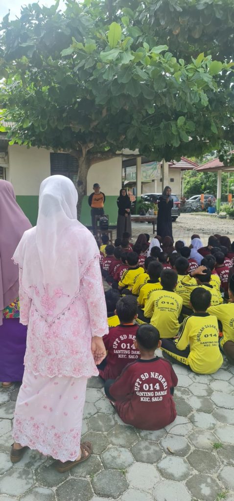 Terus Lakukan Sosialisasi, DPPKBP3A Kampar Ingatkan Masyarakat Pentingnya PKDRT dan PATBM