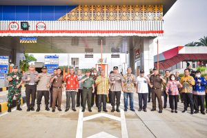 Uji Coba Tol Bangkinang – pekanbaru, Pj Bupati langsung Kendarai Mobil Dinasnya.