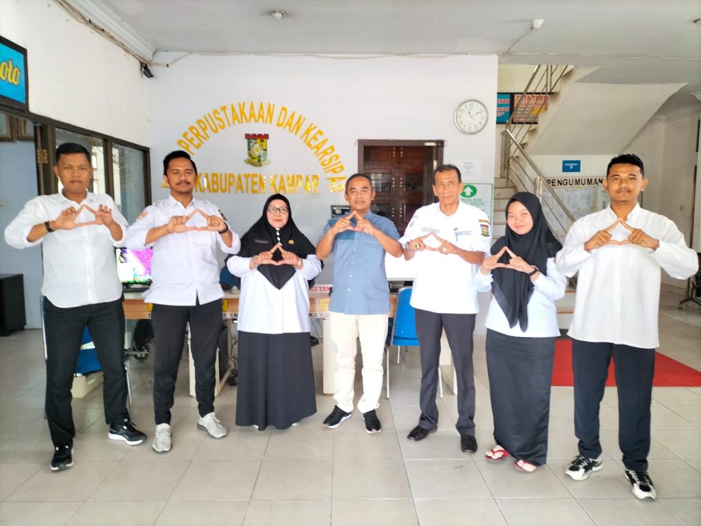 Anggota DPRD Kabupaten Kampar Agus Candra Visit Dispersip Kampar