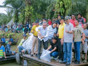 Saat Buka Lomba Mancing Pj Bupati Kamsol Katakan Jaga Ekosistem dan Kelestarian Alam