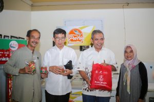 PJ Bupati Kampar Ajak Prof Yohanes Surya Lihat Potensi Perikanan di XIII Koto Kampar