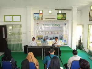 Dispersip adakan Bimbingan untuk Pengelola Perpustakaan