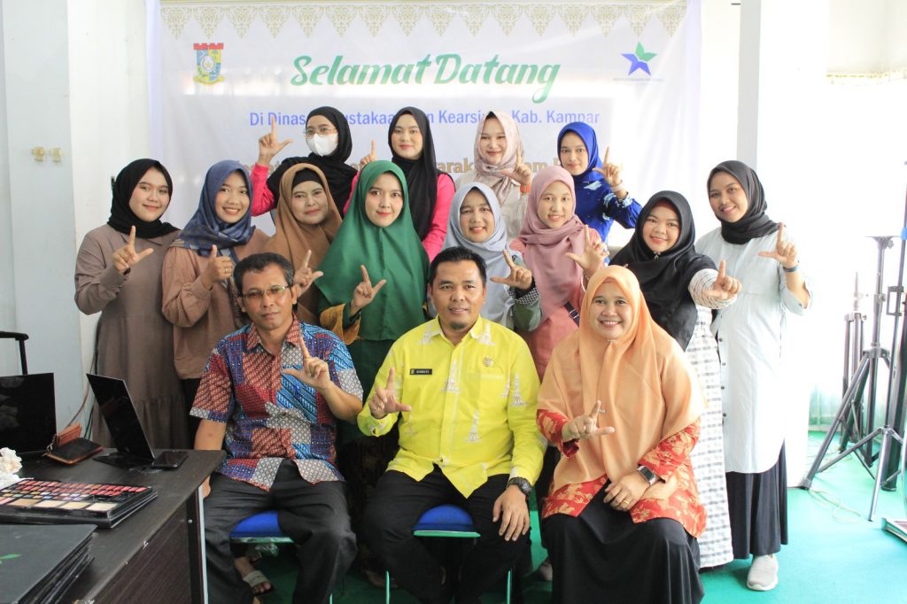 Dispersip Kampar Fasilitasi Coaching Clinic Bagi Wanita