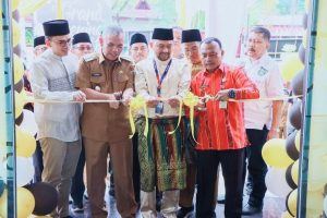 Grand Opening Toko Emas Syam Grup Oleh PJ Bupati Kamsol