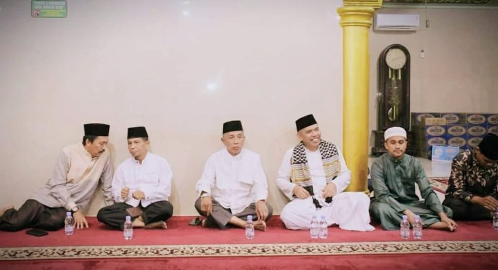 Tablig Akbar  Menyambut Ramadhan 1444 H, Pj. Bupati Kampar Serahkan Santunan  Anak Yatim.