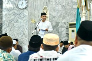 Malam ke-8 Ramadhan, Pj Bupati Kamsol Bersama Wakil Gubri di Desa Naumbai Kecamatan Kampar