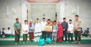 Safari Ramadhan PJ Bupati Kamsol Di Subarak Sampaikan Kondisi dan Berikan Bantuan