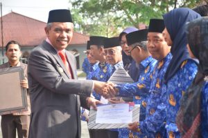 PJ Bupati Kamsol Jadi Irup di Peringatan Hari Pendidikan Nasional