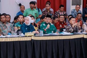 Pj Bupati Kampar Hadiri Pertemuan Gubernur Riau dengan Komisi V DPR RI.
