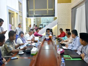 Pj Bupati Kampar Minta PTPN V Realisasikan Kewajiban 20% Kepada Masyarakat.