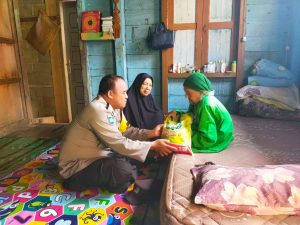 Program  Personil Polsek Rambah “Gerakan Seribu”, Disalurkan Untuk Masyarakat Dua  Kecamatan