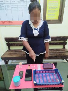 Polisi RW Dan Personil Polsek Rambahhilir, Tangkap Seorang Wanita Penyedia Sabu
