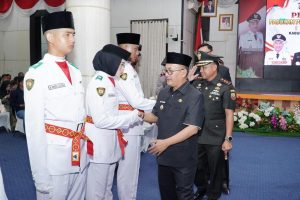 Paskibraka Tahun 2023, Pj. Bupati Kampar : Kibarkan Sang Merah Putih Dengan Penuh Rasa Tanggung Jawab dan Penuh Khidmat
