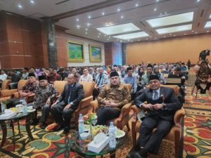 Pj.Bupati Kampar diwakili Staf Ahli Bupati Riadel Fitri Hadiri Wisuda Polkam Kampar