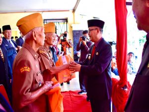 Pj Bupati Kampar Jadi Inspektur Upacara Dalam Rangka Hari Pahlawan Nasional Yang Ke-78.