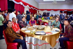 Penjabat Bupati Kampar Hadiri Pisah Sambut Kajati Riau Akmal Abbas.