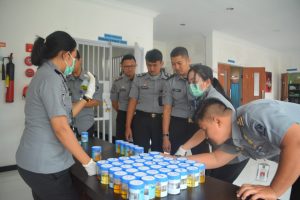 Rutan Batam Kanwil Kemenkumham Kepri Gelar Tes Urine Mendadak, Semua Pegawai Bersih dari Narkoba!