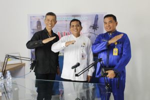 Kadispersip Kampar jadi tamu di acara Talkshow Radio Swara Kampar