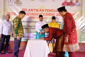 PJ Bupati Kampar Hambali Resmi Lantik Pengurus PMKJ Jakarta Periode 2024-2027