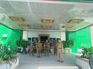 Penjabat Bupati Kampar Hambali Tinjau RSUD Bangkinang Sekaligus Periksa Kesehatan Mata