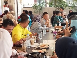 Jalin Kebersamaan, Hambali Duduk Bersama Insan Pers di Zaky Dicky
