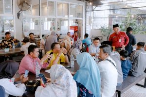 Menjalin Sinergitas, Pj Bupati Kampar Ngopi Bareng dengan Insan Pers Berbagai Media.