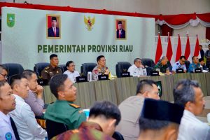 Penjabat Bupati Kampar Ikuti Rapat Koordinasi Persiapan Distribusi Logistik Pemilu Tahun 2024.