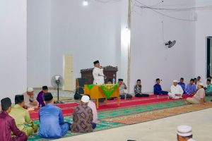 Penjabat Sekda Kampar Yusri Hadiri Peringatan Isra’ Mi’raj Desa Rumbio.