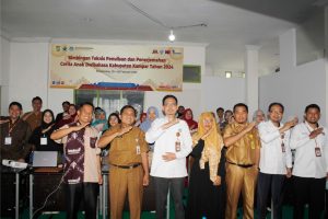Balai Bahasa provinsi Riau dan Dispersip Kampar adakan Bimtek Penulisan dan Penerjemahan Cerita anak Dwibahasa