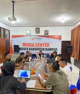 Bawaslu Kampar Teruskan Temuan Dugaan Pelanggaran ke Polres Kampar