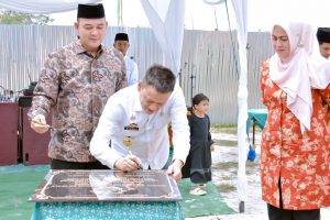 Penjabat Bupati Kampar Resmikan Ponpes Baitul Hikmah Kampar Utara.