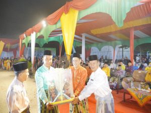 Penjabat Bupati Kampar Resmi Buka MTQ Ke-53 Tingkat Kabupaten Kampar di Perhentian Raja.