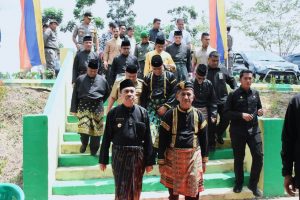 PJ Sekda Takziah Kediaman Tokoh Adat Kampar  H Sartuni DT Paduko Majo Tutup Usia.