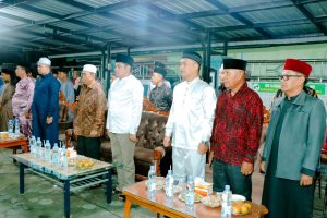 PJ Bupati diwakili Camat Kampar Resmi Tutup MTQ Ke-3 Desa Naumbai Tingkat Propinsi Riau