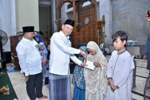 Penjabat Bupati Kampar : “Jelang Jabatan Berakhir Menyelesaikan Renovasi Mesjid Islamic Center Bangkinang.”