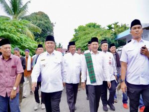 PJ Bupati Bersama PJ Gubri Ikuti Ziarah Kubur Rayo Onam, Hariyanto Sebut Momen Ajang Silaturahmi Luar Biasa