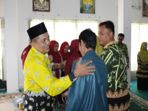 Keluarga Besar Dispersip Kampar Adakan Acara Halal Bihalal  Guna Menyambung Tali Silaturahmi