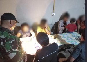 Tim Yustisi Pemkab Kampar Yang Dipimpin Langsung Kabid Gakda Satpol PP Kampar Sawir, SP, M.Si Lakukan Penertiban Warung Remang-remang