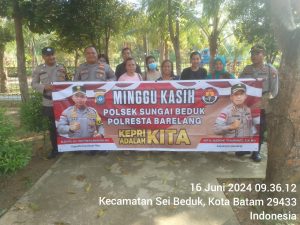 Kegiatan Minggu Kasih Polsek Sungai Beduk Polresta Barelang bersama warga Kav. Baru Sungai Daun Kel. Tanjung Piayu