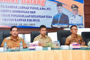 Pj Sekda Kampar Ahmad Yuzar Selalu Sosialisasikan Tata Kelola Administrasi dan Keuangan Desa.