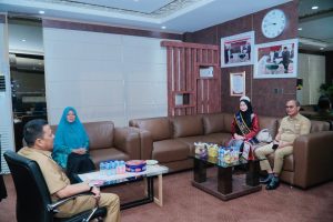 Melaju Ke Tingkat Nasional, Pj Bupati Kampar dan Ibu Terima  Nafisa Mugni Kenanga Duta Bahasa Asal Kampar.