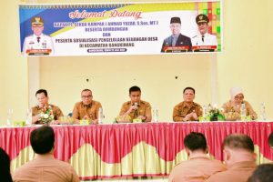 Pj Sekda Kampar Ahmad Yuzar Sosialisasikan Pengelolaan Desa Yang Baik di Kecamatan Bangkinang.
