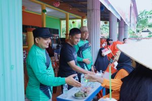 PJ Sekda Kampar Ahmad Yuzar Buka Lomba Masakan Tradisional dan Jalan Santai